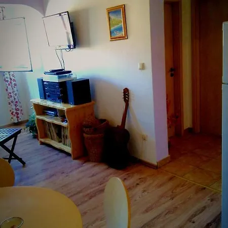 Apartman Fortuna *